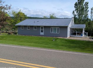 724 Frosty Valley Rd, Danville, PA 17821