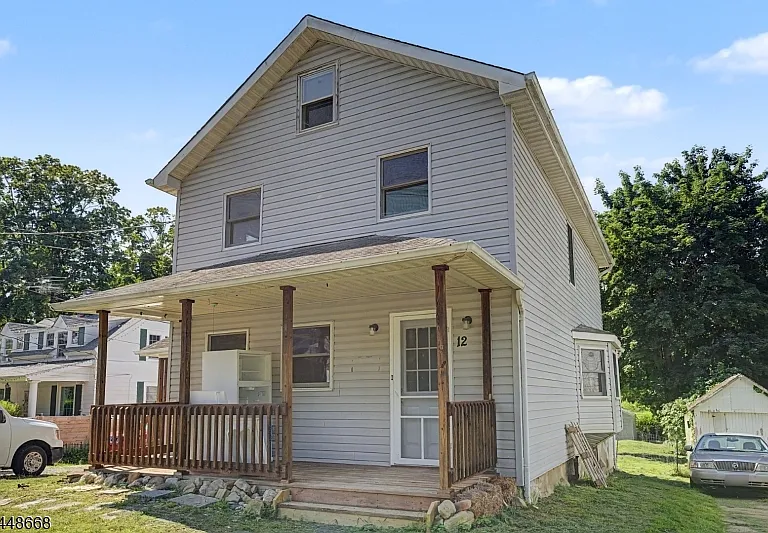 12 High St — Photo 1