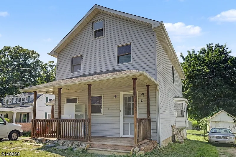 12 High St