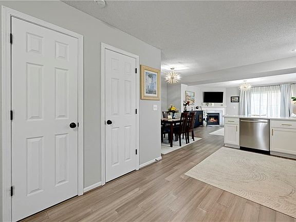5th image of 20 NW 95th Pl