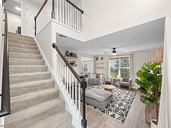4th image of 1288 Durham Dr