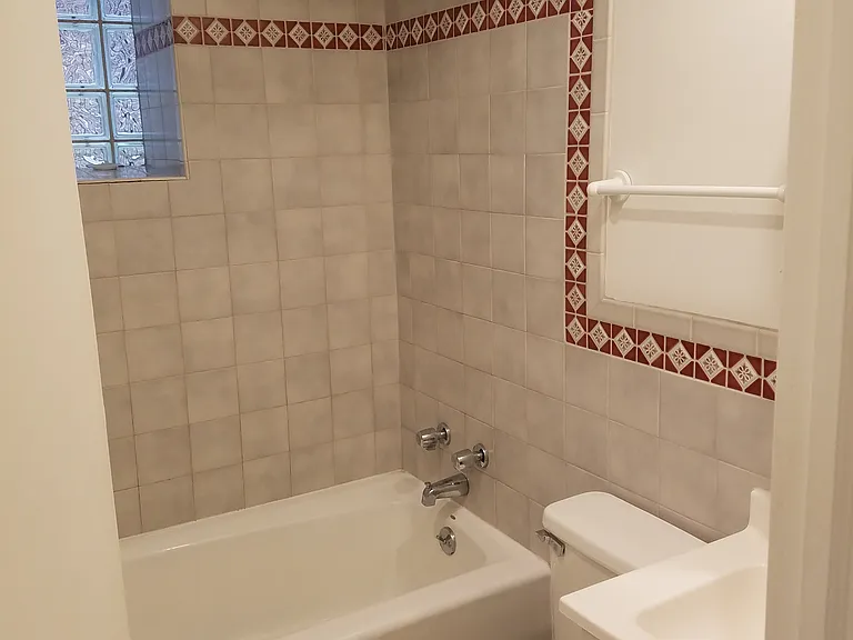 3642 N Janssen Ave #1 — Photo 3