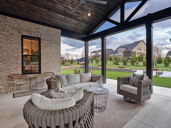 3rd image of 4668 Majestic Meadows Dr