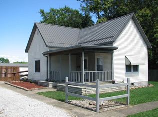 1130 N Mulberry St, Mount Vernon, IN 47620