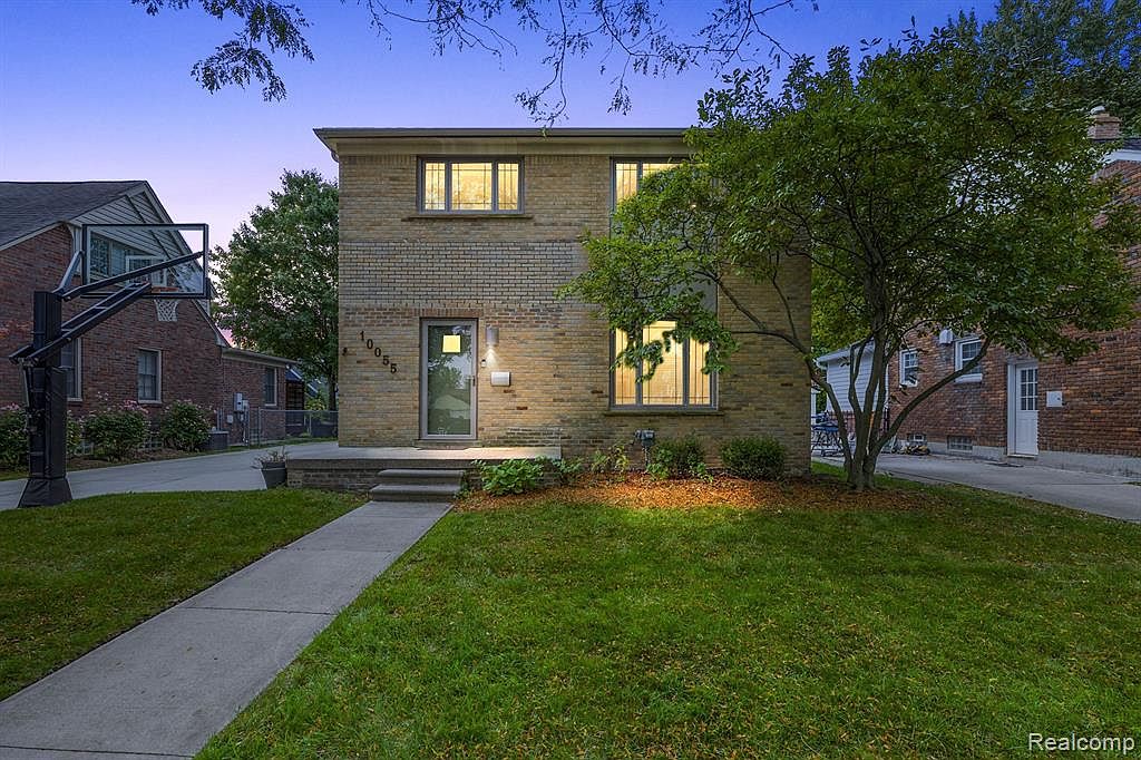 10055 Talbot Ave, Huntington Woods, MI 48070 MLS 20230086723 Zillow