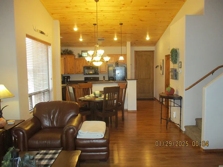 950 S Spirea Ln — Photo 11