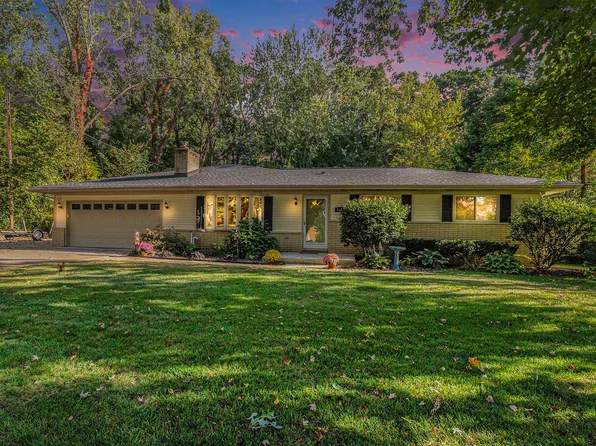 4337 Rurik Dr, Howell, MI 48843