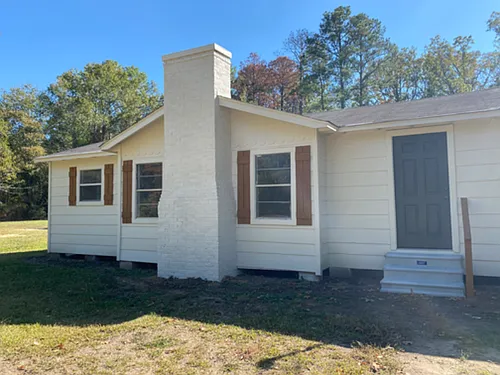 684 Line Rd Photo 1