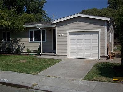 1st image of E 1030th St