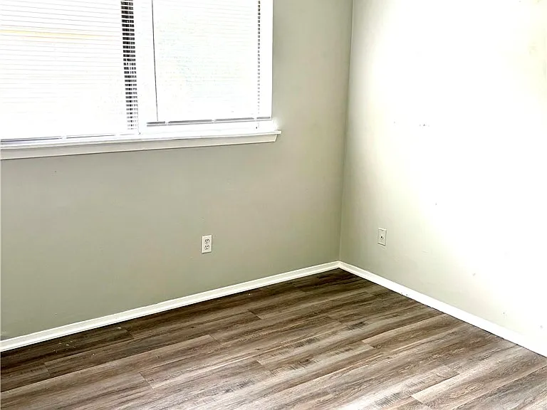 2406 Blanco Dr #D — Photo 12