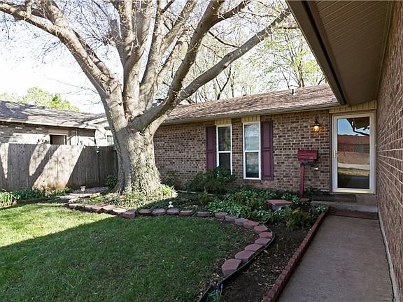 2nd image of 408 Greenwood Dr