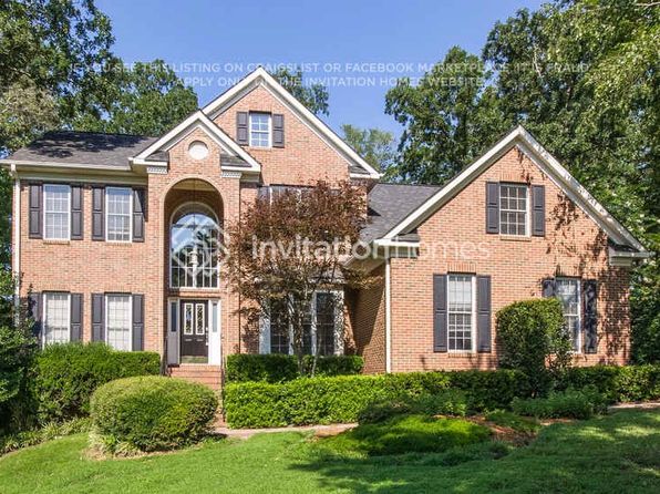 7000 Weddington Brook Dr