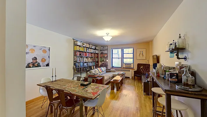 Rented by Emor Management Inc. | media 12