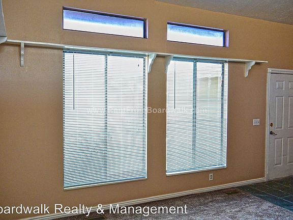 3rd image of 6150 S Longmore Dr