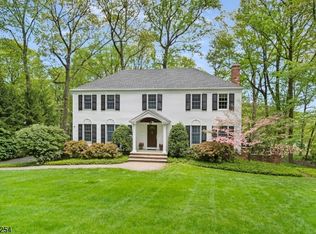 9 Lord William Penn Dr, Morristown, NJ 07960