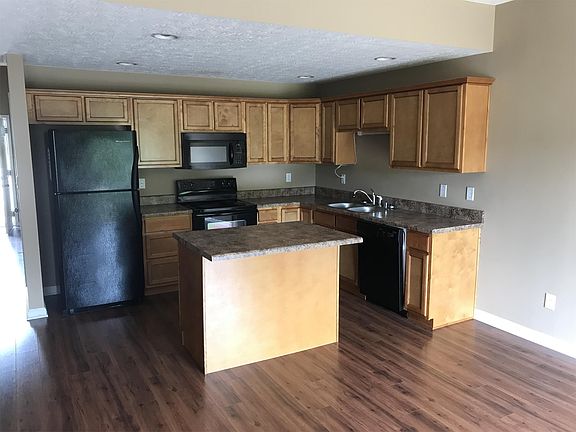 5th image of 538 Village Creek Dr