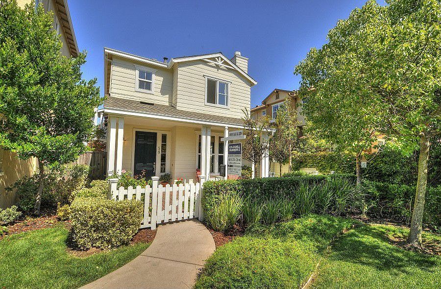 1st image of 58 Waterford Ct