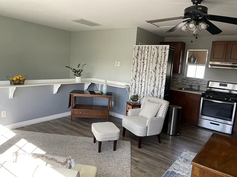 12880 Magnolia Ave #9 — Photo 11