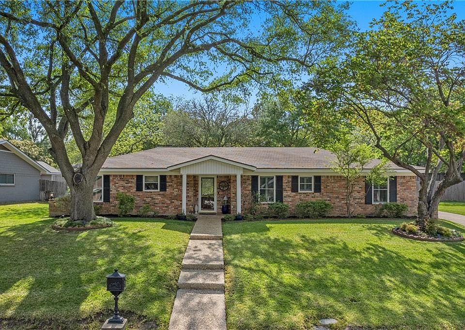 1st image of 5207 Chaparral Dr