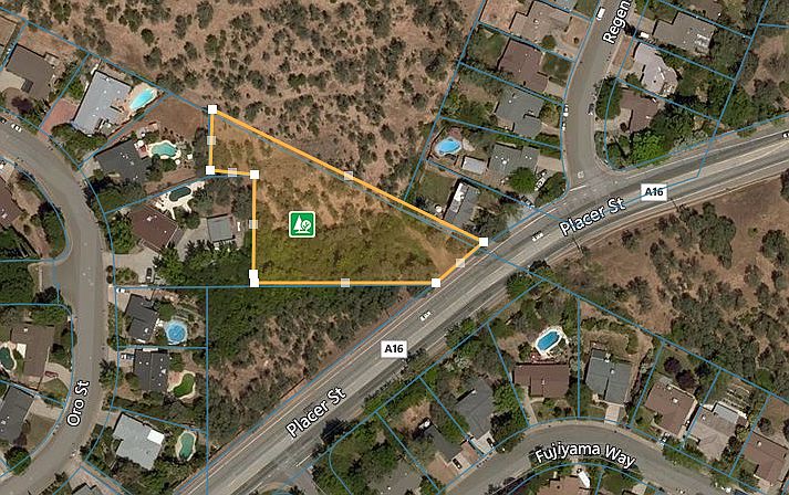 3950 Placer St,  
41,382 SF