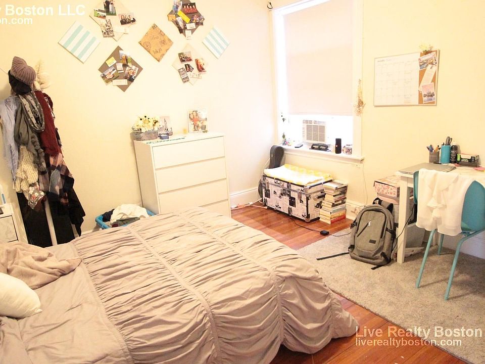 2nd image of 7 Mount Hood Rd APT 5F