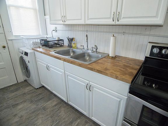 5th image of 1285 W 114th St APT 3
