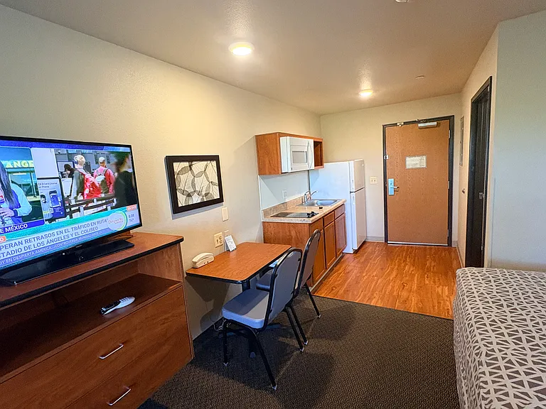 1455 Carl D Silver Pkwy #125 — Photo 6
