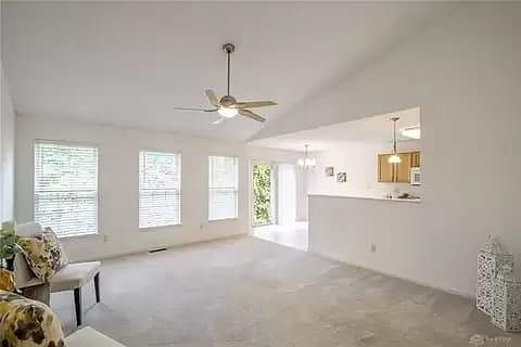 5th image of 3633 King Edward Way