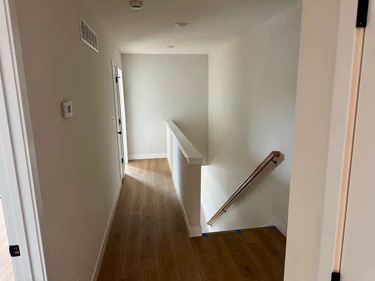 507 Hickman Ave — Photo 9
