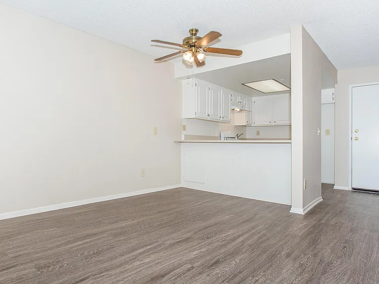 Acaciawood Village Senior Apartment Homes — Photo 10