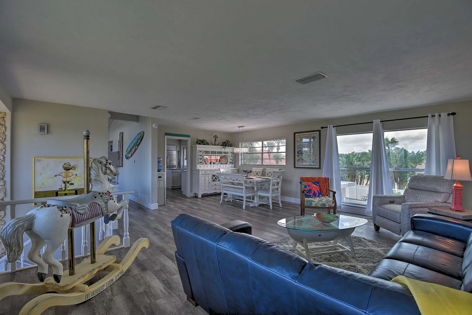 4 bed, 2.0 bath, 2895 sqft, $6,617 — Photo 3