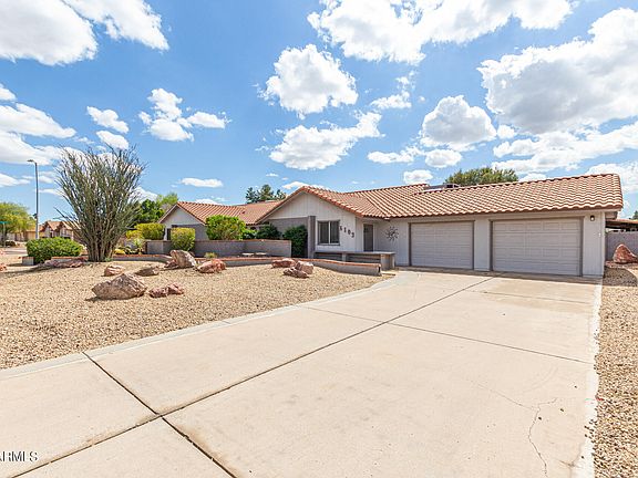 3rd image of 6103 W GROVERS Avenue