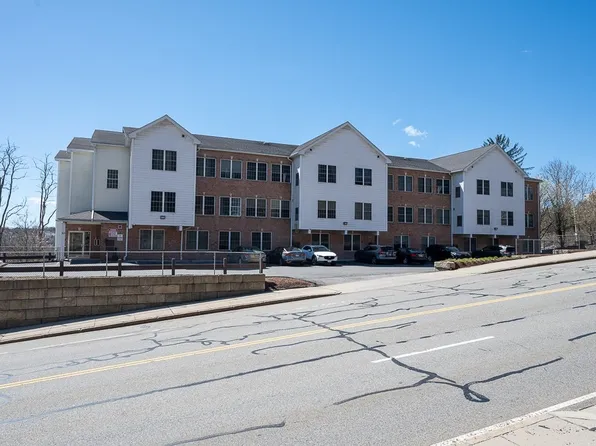 50 Adams St Unit 101, Worcester, MA 01604