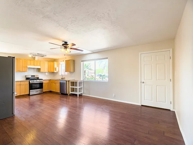 1913 E El Parque Dr — Photo 18