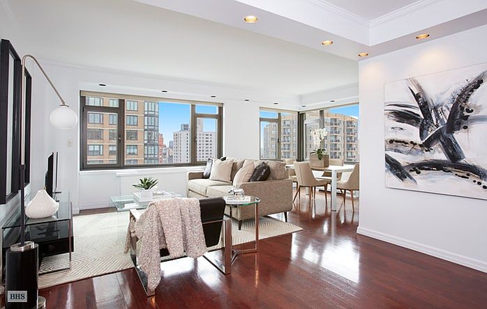 1st image of 160 E 65th St APT 28F