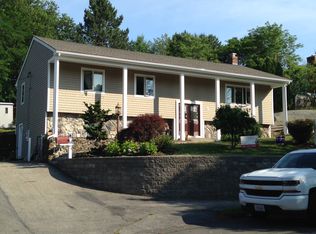 4 Sandie Ln, Marblehead, MA 01945