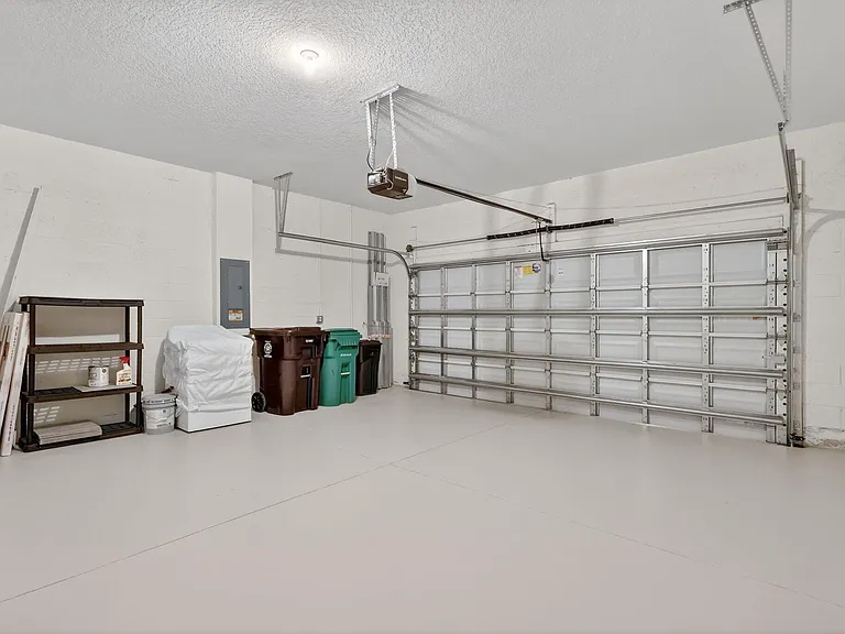10552 SW Toren Way — Photo 34