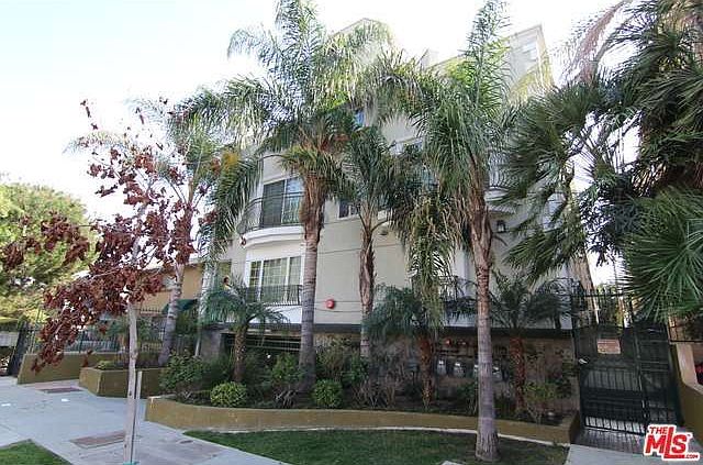 1st image of 4736 Elmwood Ave APT B