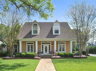 225 Timberlane Rd, Gretna, LA 70056