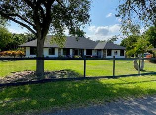 25700 SW 153rd Ct, Homestead, FL 33032