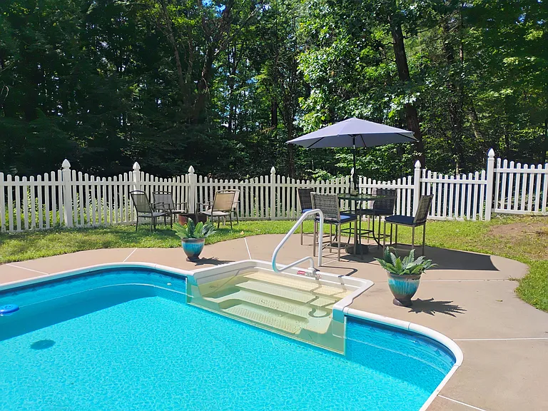 12 Cedarcrest Dr — Photo 32