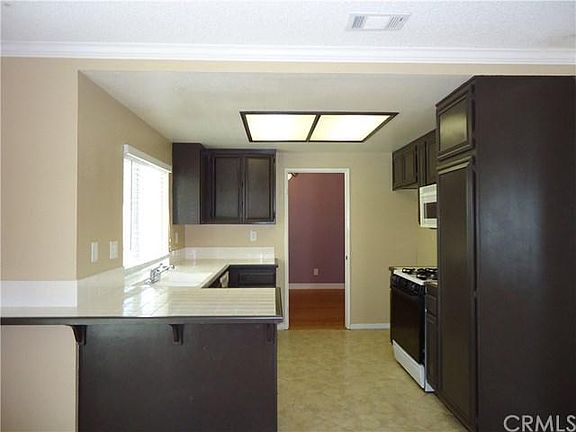 5th image of 5094 Cambridge Ave