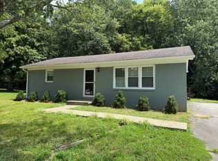 1134 Castle Heights Rd, Bowling Green, KY 42103