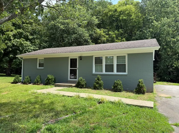 1134 Castle Heights Rd, Bowling Green, KY 42103