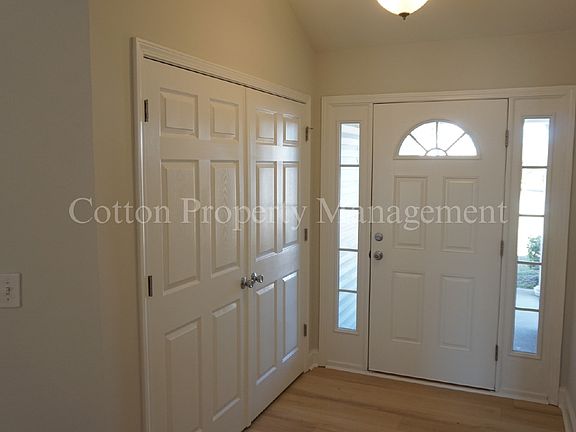 2nd image of 2614 Ravens Glass Ct