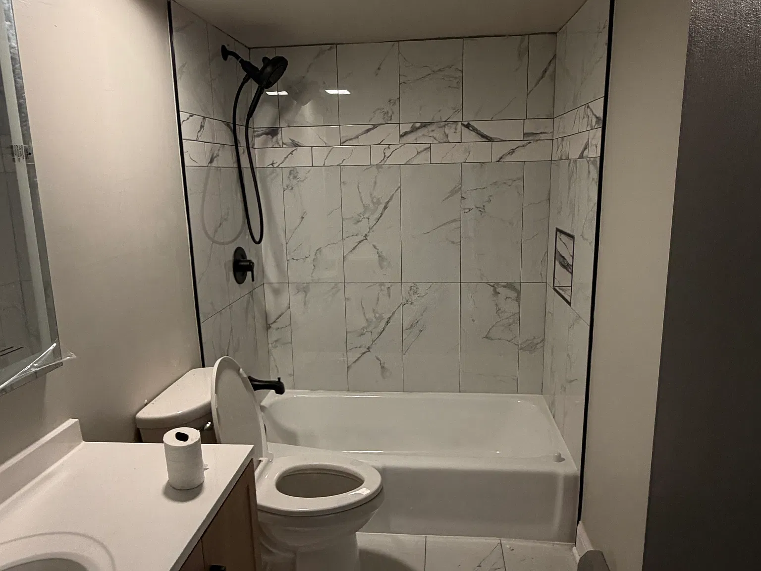2 bed, 1200 sqft, $1,975 — Photo 2
