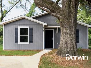 1213 Douglas St, Longview, TX 75602