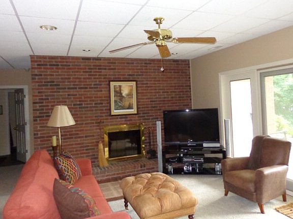 4th image of 360 Dogwood Ln