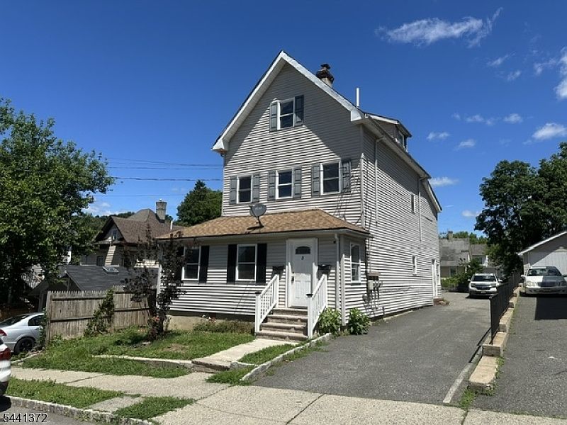 1st image of 8 Morton St