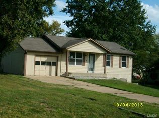 45 Lillian Dr, Saint Charles, MO 63304